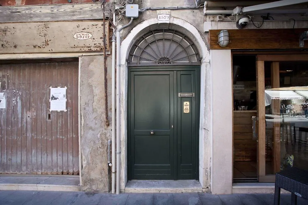 Ca Dell'Ambasciatore Apartment Venice Италия