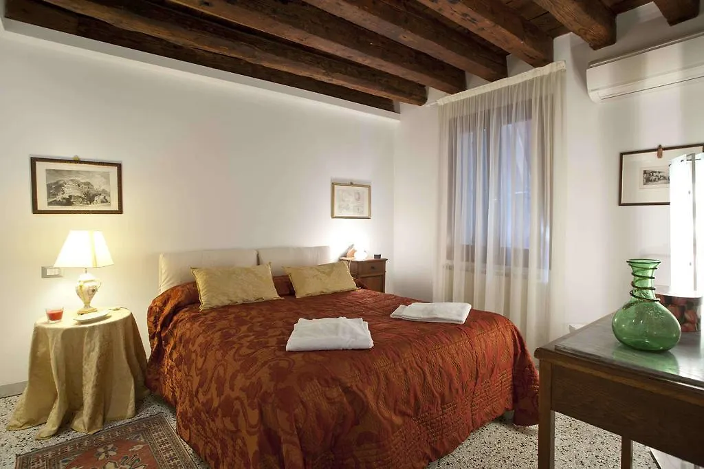 Ca Dell'Ambasciatore Apartment Venice